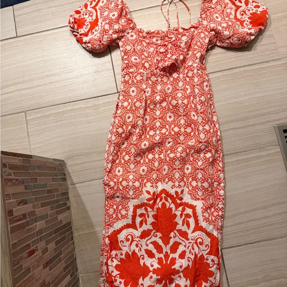 Boden Dresses & Skirts - Boden orange and White Patterned Midi Dress